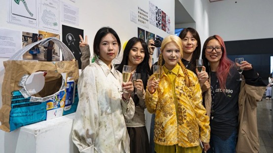 伦艺UAL 2025线下7周学前语言班作品展亮相