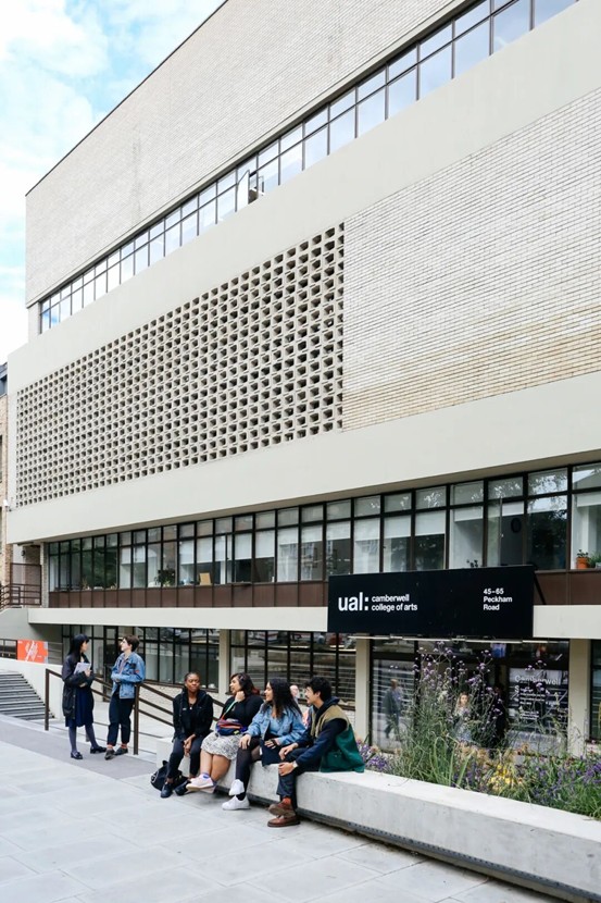 Top 2！伦敦艺术大学UAL连续八年蝉联世界排名第二！2026年QS艺术与设计类大学世界排名公布!