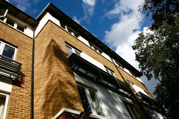 Cordwainers Cour